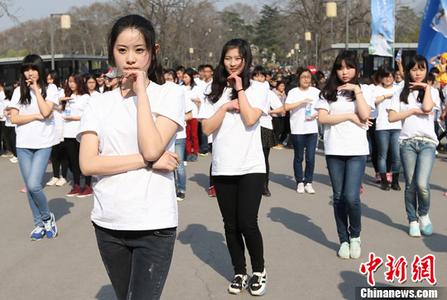 教师指认猥亵现场坠亡 民警免予刑罚